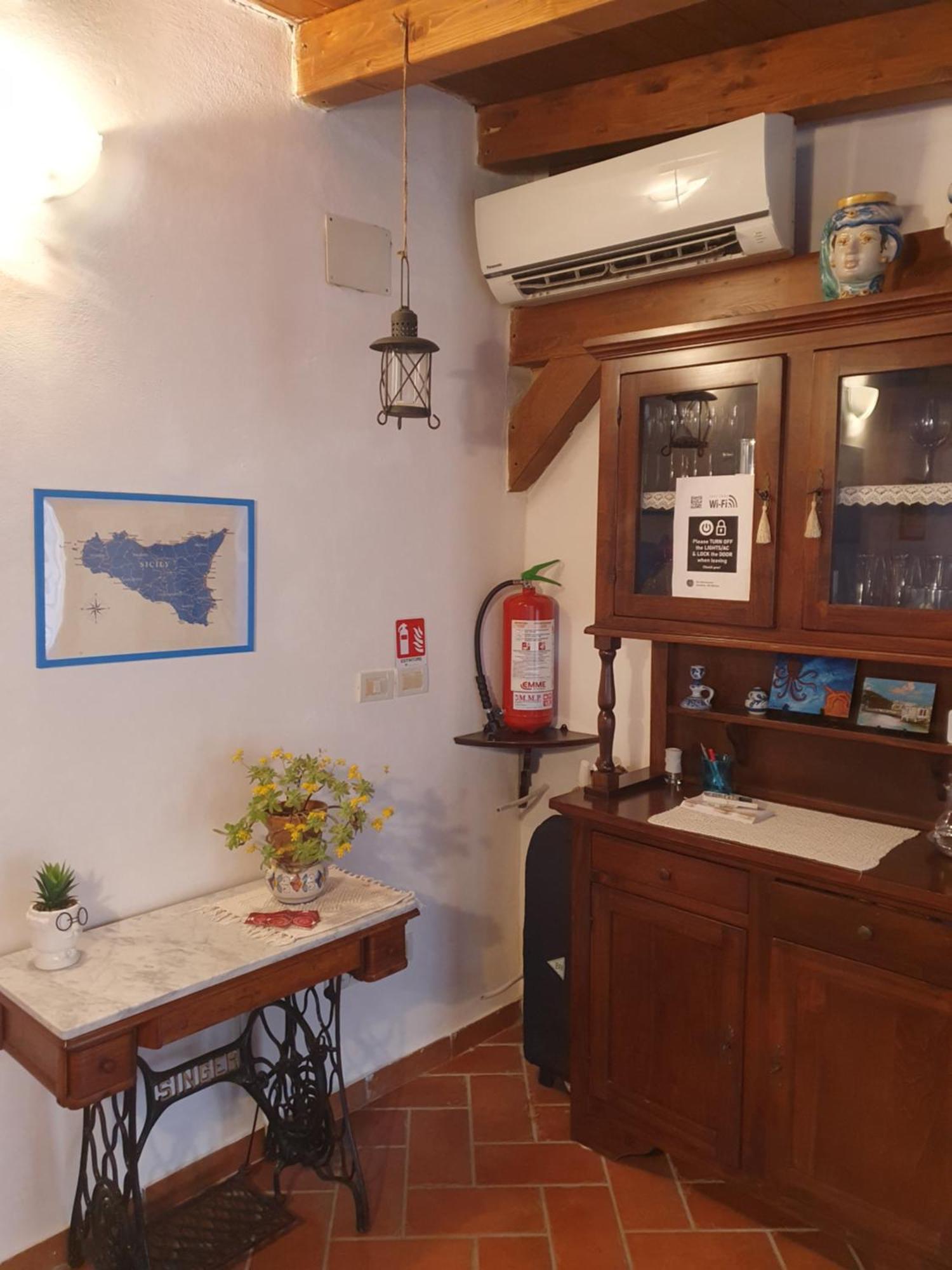 La Casetta Del Melograno Ferienhaus *